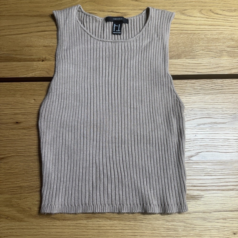 Women's Tan Cropped Sweater Tank - Medium